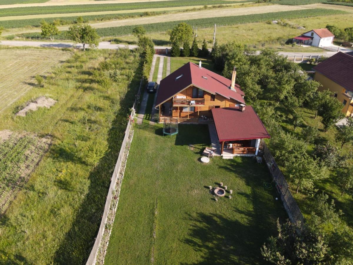 Casuta-Lacului Unciuc Exterior photo